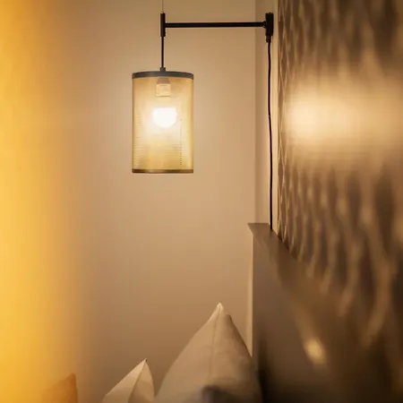 The Niu Mesh - * Estugarda